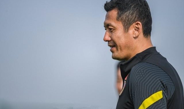 爱游戏平台-02世界杯23人共7人执教一线队 苏媒赞杨晨好大哥